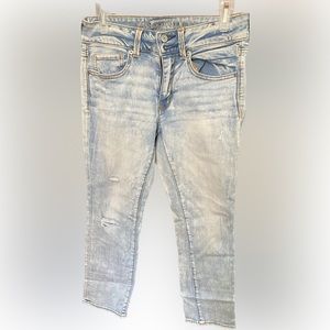 American Eagle Artist Crop Light Wash Distressed Jeans
